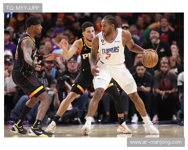 快船莱昂纳德因脚踝伤势确认缺席客战魔术一役 快船莱昂纳德因脚踝伤势确认缺席客战魔术一役