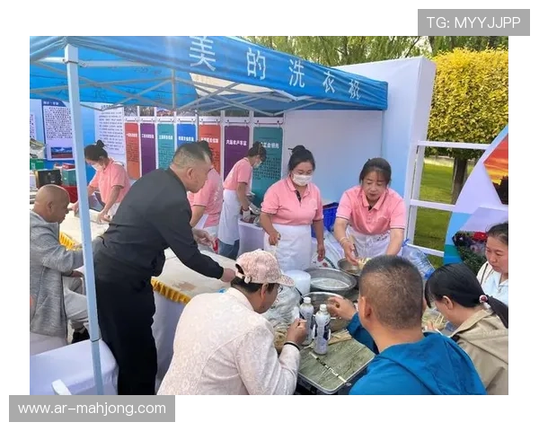 鄂托克前旗“草原村排”设趣味体验区，传统体育项目促青少年互动