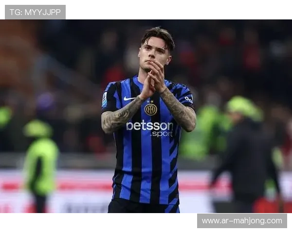 佛罗伦萨4-4-2防守反击受限，国米边翼卫前插制胜