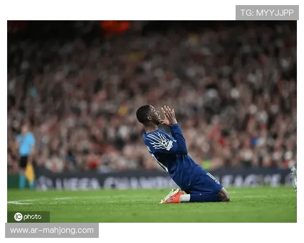 巴黎圣日耳曼登贝莱等七名主力伤缺，阵容厚度受损