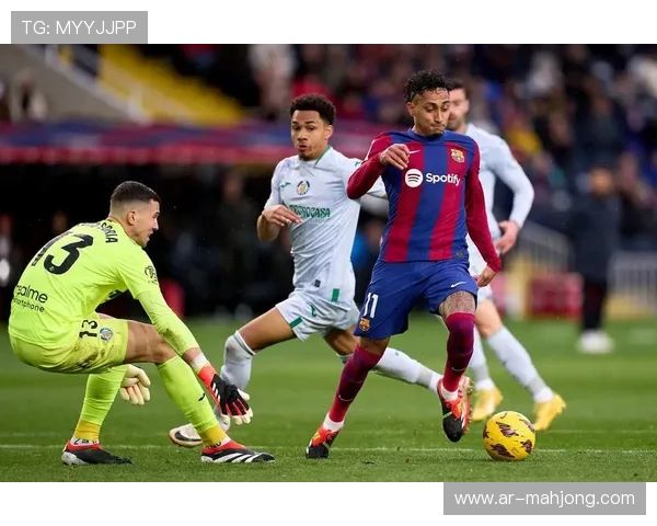 巴萨卫冕西甲概率达77.59%,皇马以19.06%紧随其后 巴萨卫冕西甲概率达77.59%,皇马以19.06%紧随其后